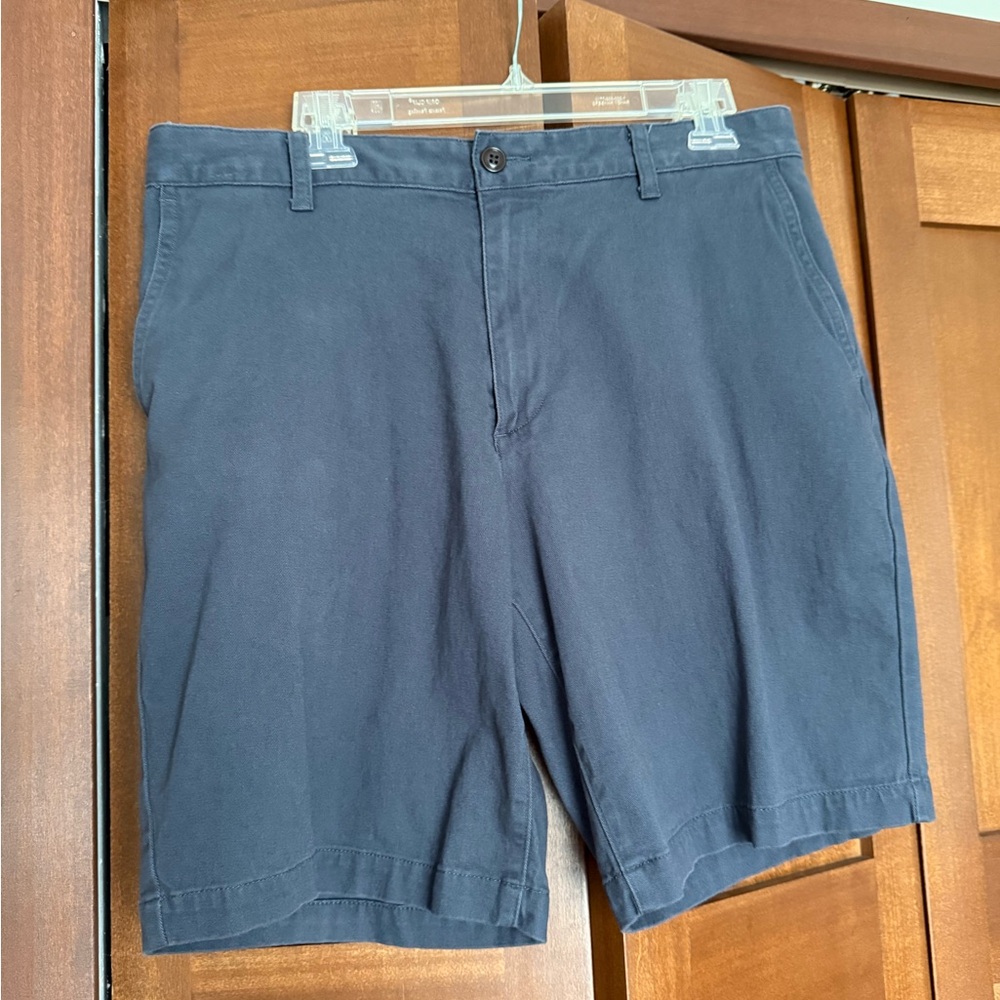Men’s Dockers Blue Flat Front Shorts Casual Style